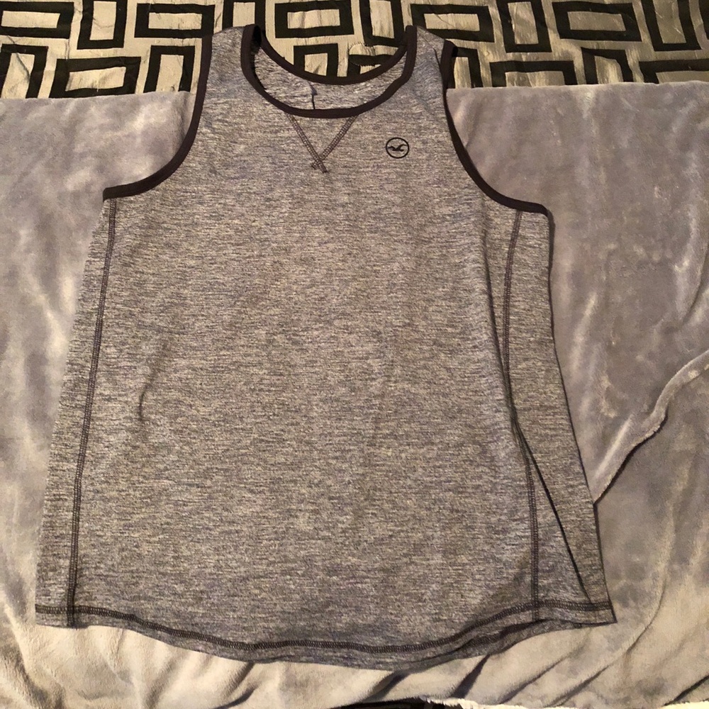 Hollister tank